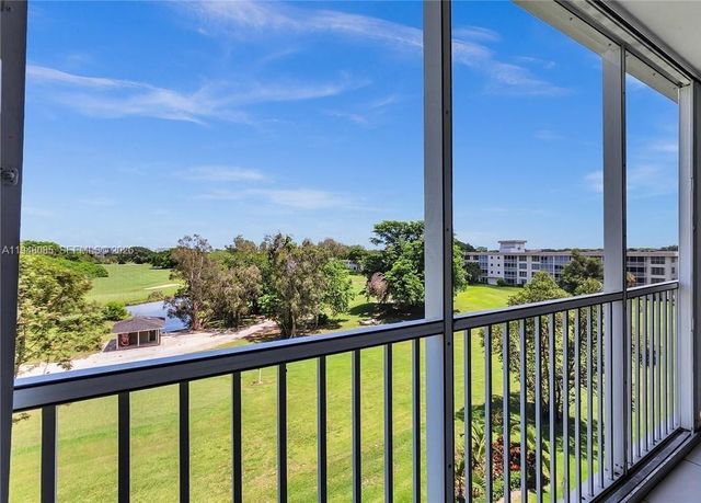 3300 N Palm Aire Dr 504, Pompano Beach, FL 33069