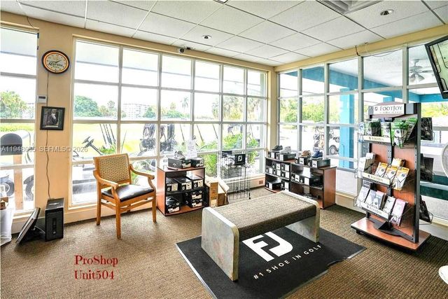 3300 N Palm Aire Dr 504, Pompano Beach, FL 33069