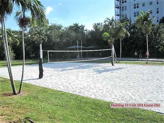 3300 N Palm Aire Dr 504, Pompano Beach, FL 33069