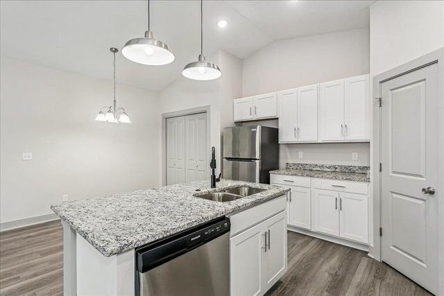 2941 S Bunker Hill Ct., Wichita, KS 67210