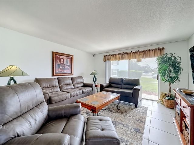 915 W OAK RIDGE ROAD A, Orlando, FL 32809