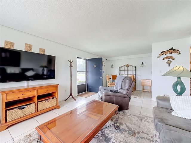 915 W OAK RIDGE ROAD A, Orlando, FL 32809