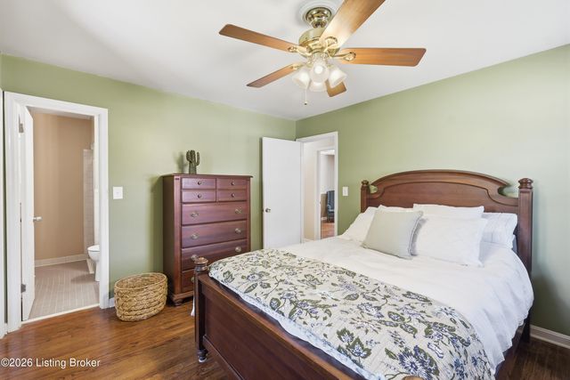 4101 Landside Dr, Louisville, KY 40220