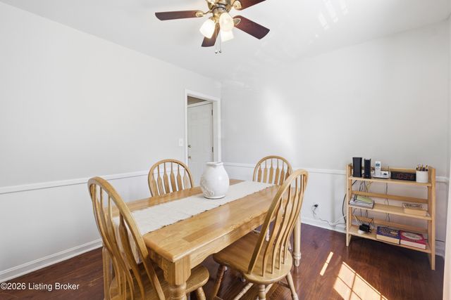 4101 Landside Dr, Louisville, KY 40220