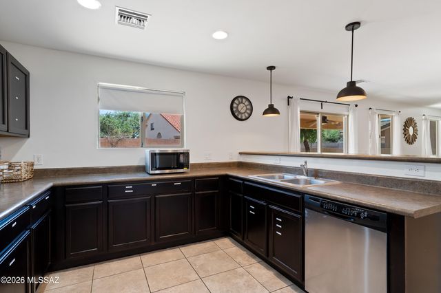 4735 W Countryside Way, Tucson, AZ 85742