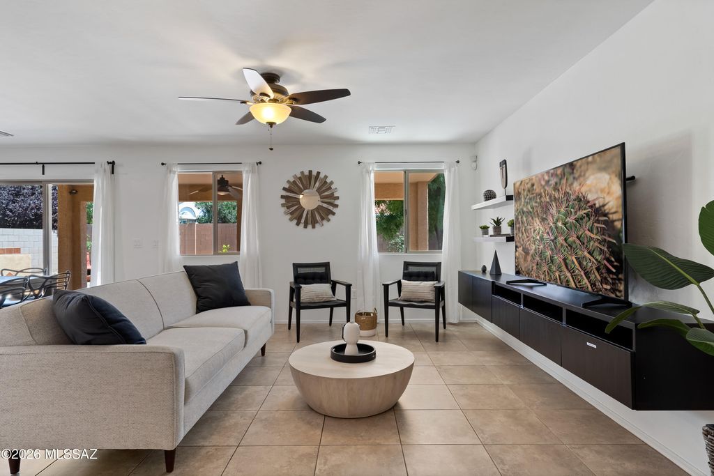 4735 W Countryside Way, Tucson, AZ 85742