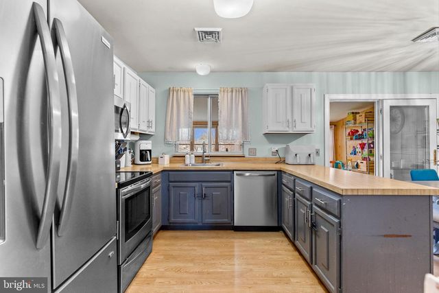 20 BAYBERRY DR, Mechanicsburg, PA 17050