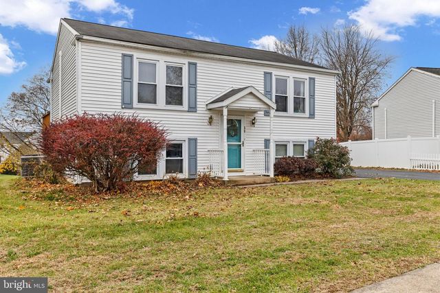 20 BAYBERRY DR, Mechanicsburg, PA 17050