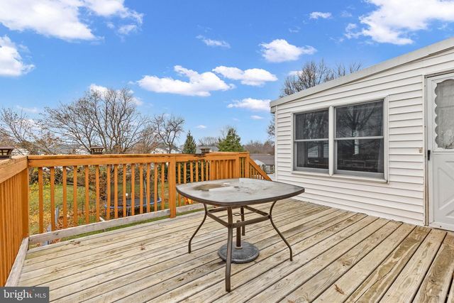 20 BAYBERRY DR, Mechanicsburg, PA 17050