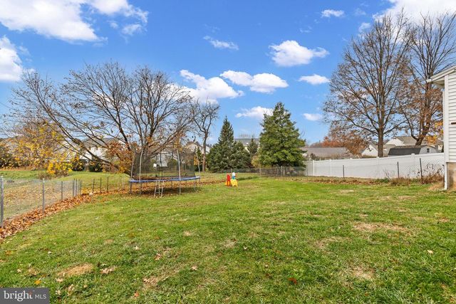 20 BAYBERRY DR, Mechanicsburg, PA 17050