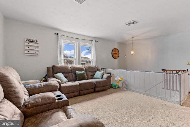 20 BAYBERRY DR, Mechanicsburg, PA 17050