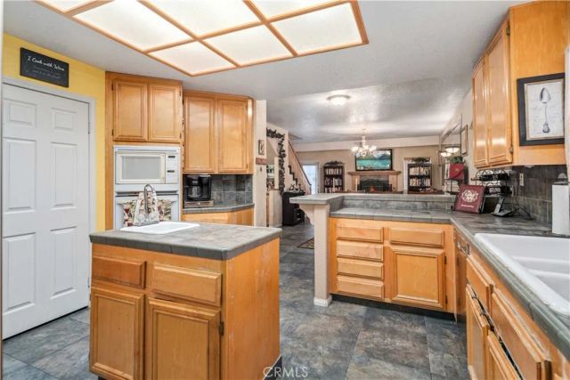 4034 Via Constance, Lancaster, CA 93536
