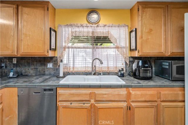 4034 Via Constance, Lancaster, CA 93536