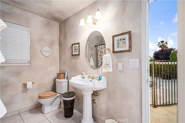 4034 Via Constance, Lancaster, CA 93536