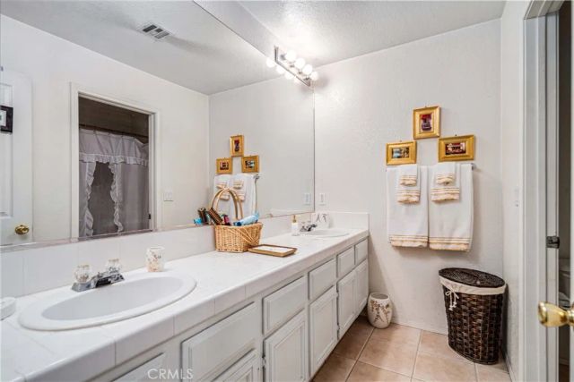 4034 Via Constance, Lancaster, CA 93536