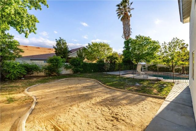 4034 Via Constance, Lancaster, CA 93536