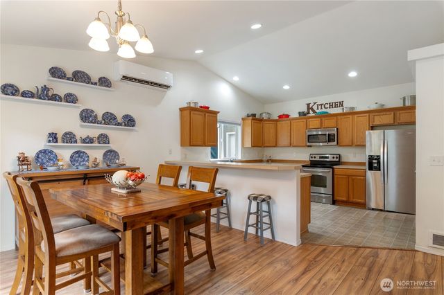430 E Herron Drive, Shelton, WA 98584