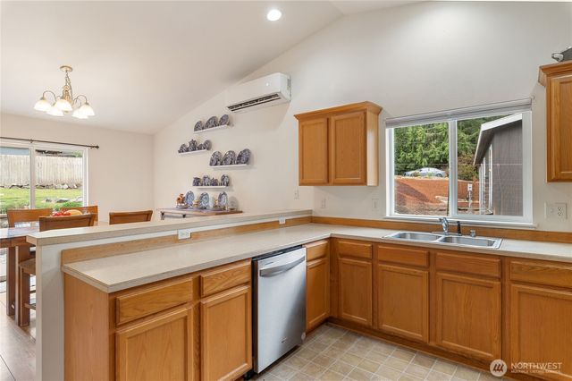 430 E Herron Drive, Shelton, WA 98584