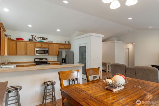 430 E Herron Drive, Shelton, WA 98584