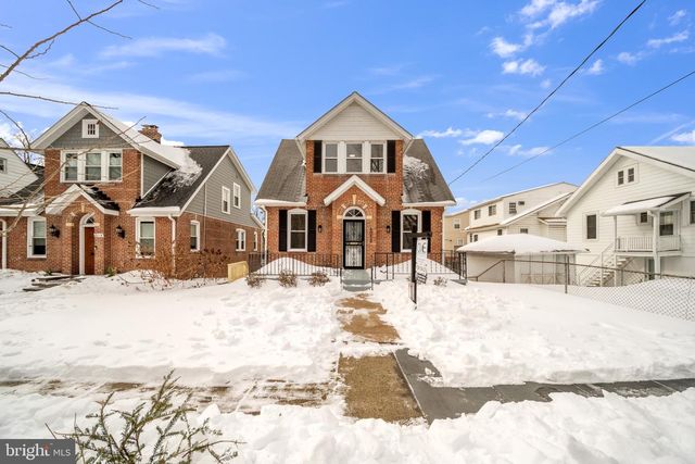 6018 2ND ST NW, Washington, DC 20011