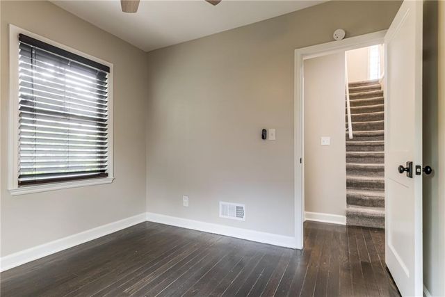 7531 Jarboe Street, Kansas City, MO 64114