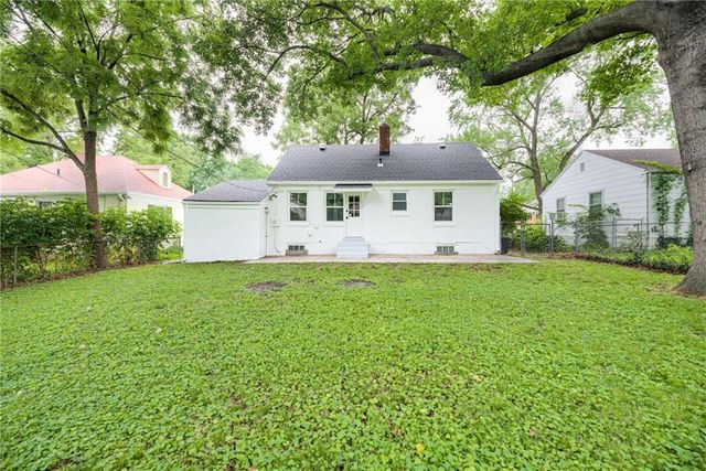 7531 Jarboe Street, Kansas City, MO 64114