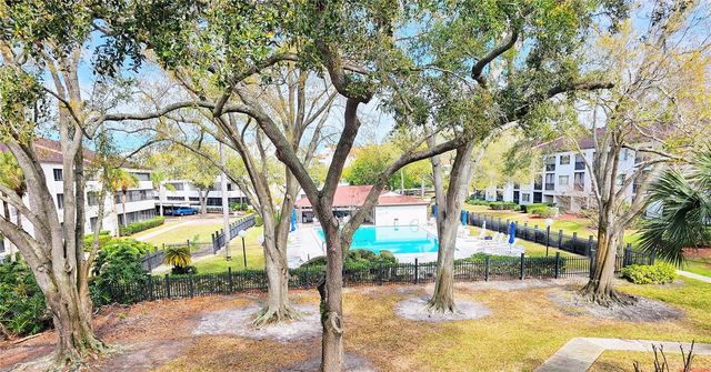 2593 COUNTRYSIDE BOULEVARD 7313, Clearwater, FL 33761