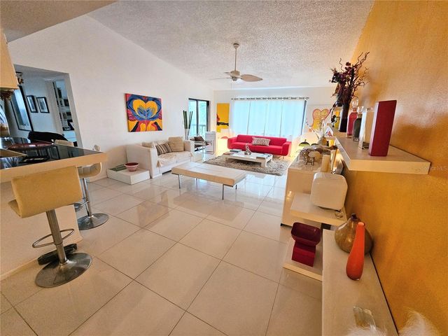 2593 COUNTRYSIDE BOULEVARD 7313, Clearwater, FL 33761