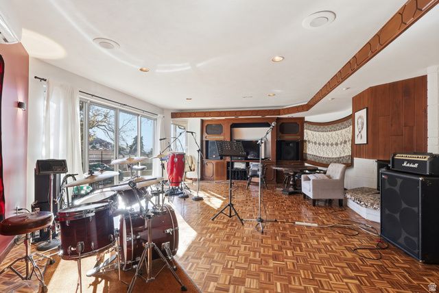 2790 E LANCASTER DR, Salt Lake City, UT 84108