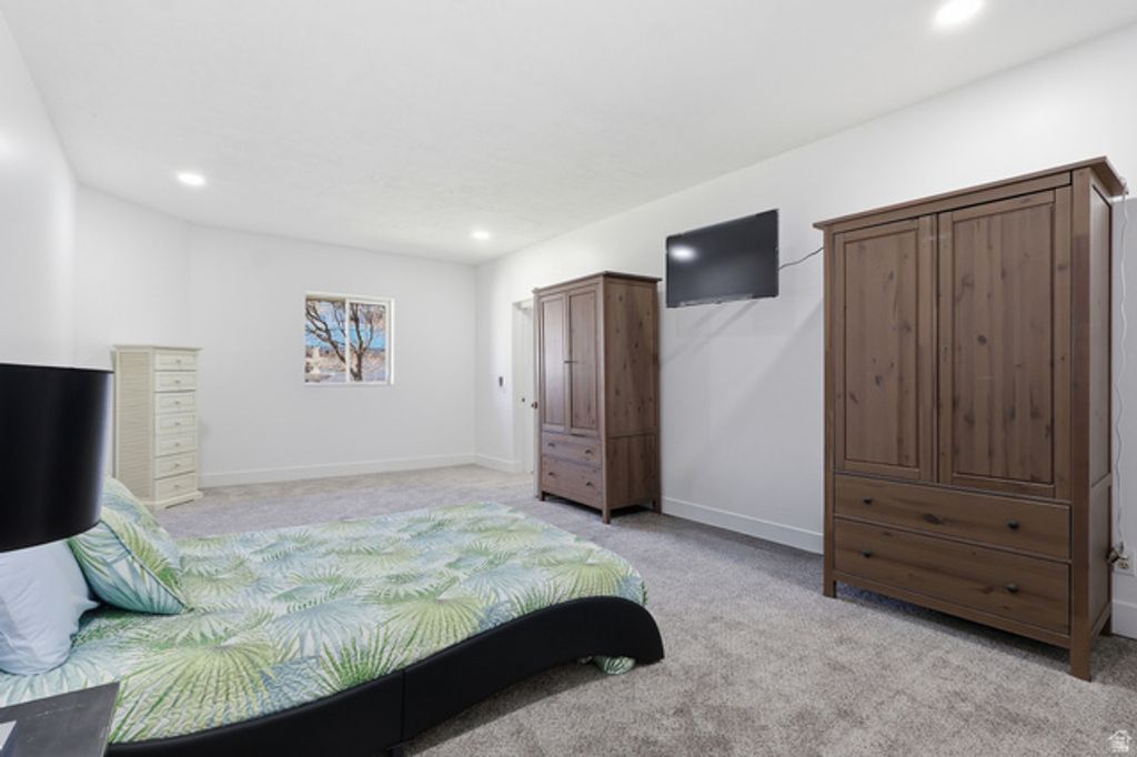 Image 20 of property listing at 2790 E LANCASTER DR, Salt Lake City, UT 84108