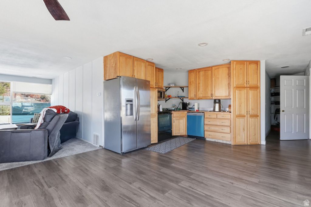 Image 59 of property listing at 2790 E LANCASTER DR, Salt Lake City, UT 84108