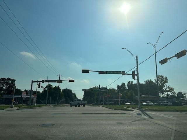 715 W Rittenhouse Road, Houston, TX 77091