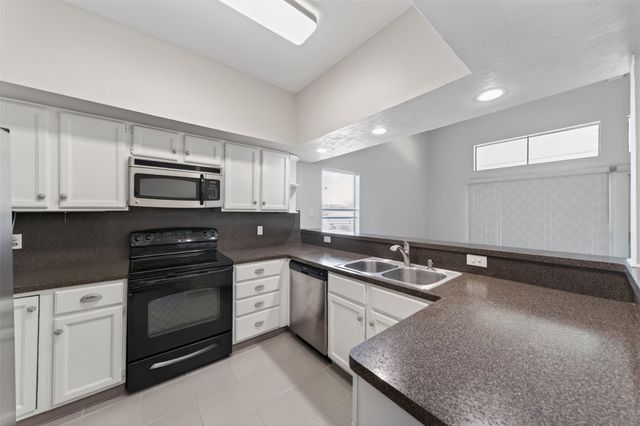132 April Point Drive S, Conroe, TX 77356