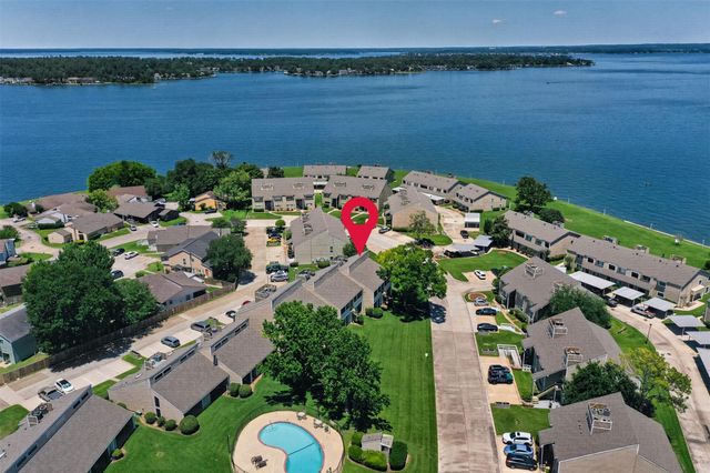 132 April Point Drive S, Conroe, TX 77356