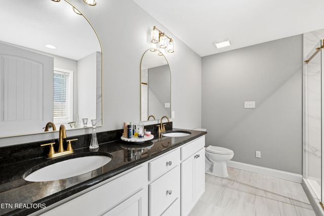 1230 Peake Lane, Knoxville, TN 37922