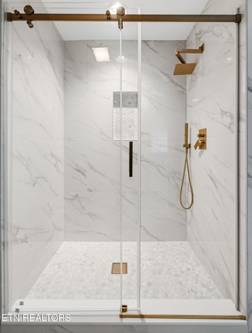 1230 Peake Lane, Knoxville, TN 37922