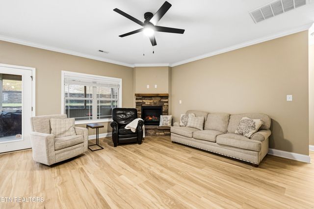 1230 Peake Lane, Knoxville, TN 37922