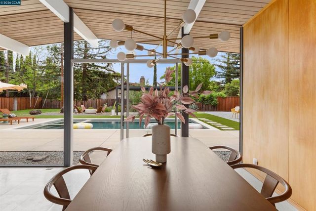 3772 Gainsborough Dr, Concord, CA 94518