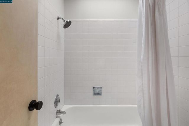 3772 Gainsborough Dr, Concord, CA 94518