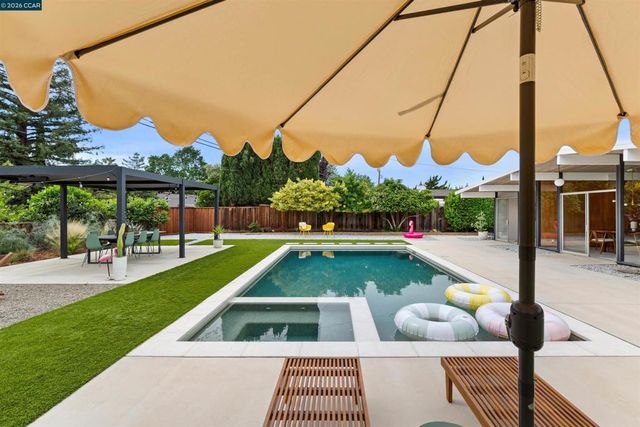 3772 Gainsborough Dr, Concord, CA 94518