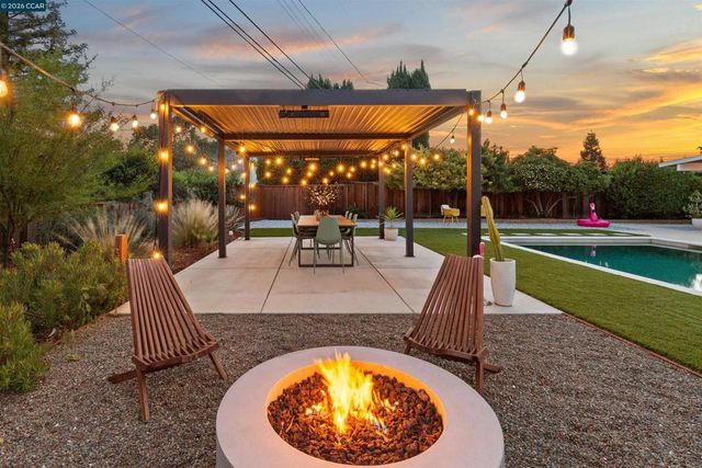 3772 Gainsborough Dr, Concord, CA 94518