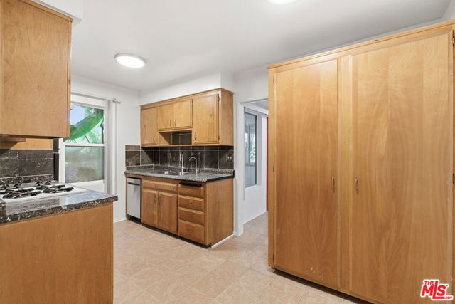 1434 25th Street 2, Santa Monica, CA 90404