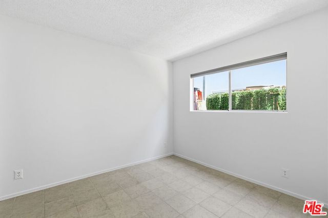 1434 25th Street 2, Santa Monica, CA 90404