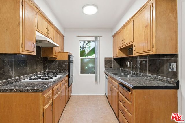 1434 25th Street 2, Santa Monica, CA 90404