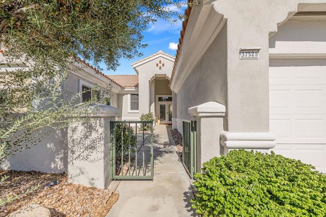 37521 Mojave Sage Street, Palm Desert, CA 92211