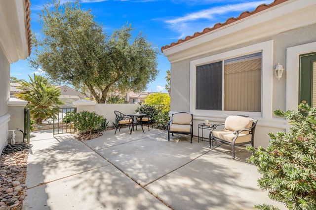 37521 Mojave Sage Street, Palm Desert, CA 92211