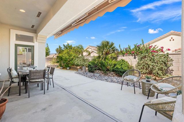 37521 Mojave Sage Street, Palm Desert, CA 92211