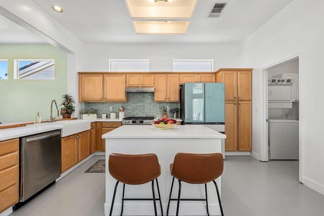 37521 Mojave Sage Street, Palm Desert, CA 92211