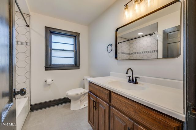 837 E State Street, Bristol, TN 37620