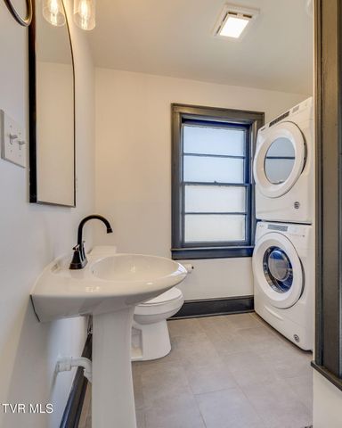 837 E State Street, Bristol, TN 37620